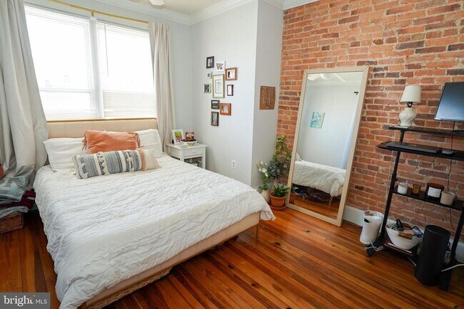 Photo - 712 S Linwood Ave