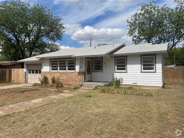 Building Photo - 1957 Ballinger St Rental