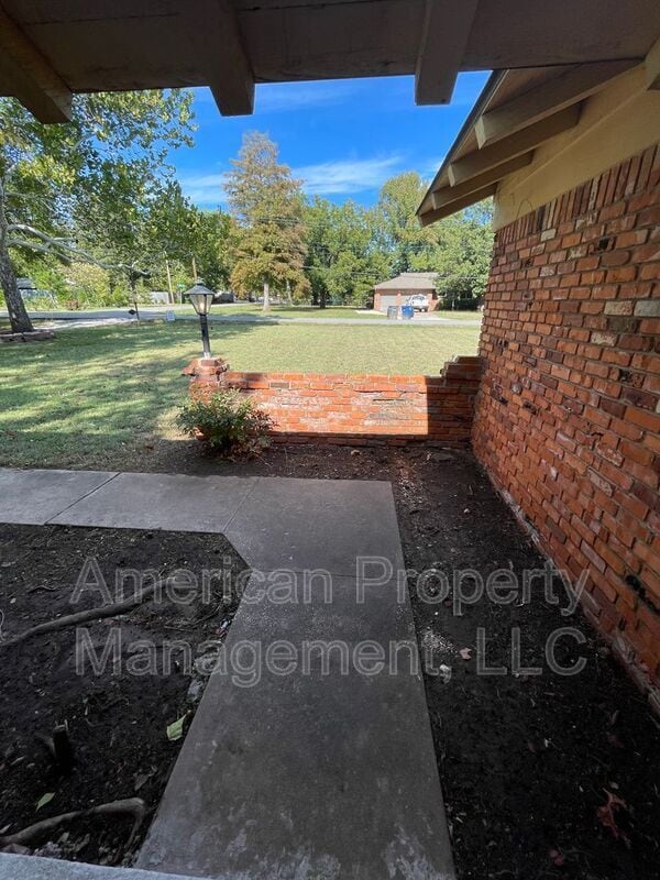 Photo - 5102 E 33rd St