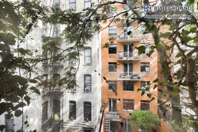 251 W 18th St Unit SI FL3-ID2060
