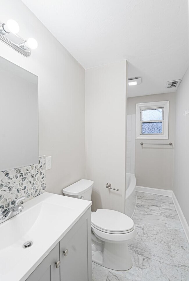 Photo - 100 Eastern Ave Unit 1