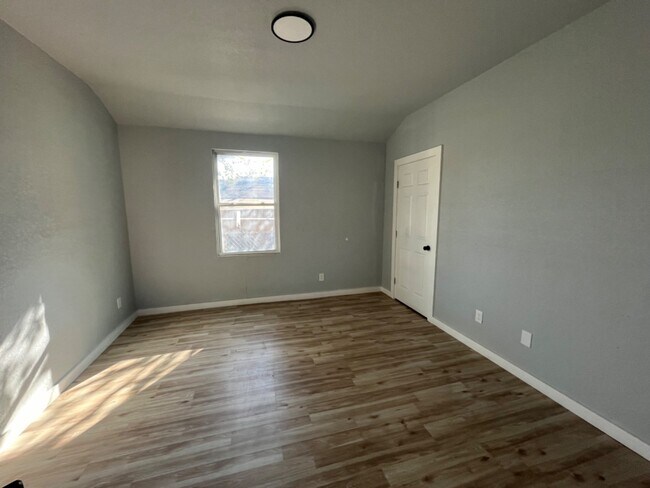 Photo - 2702 Observation Dr