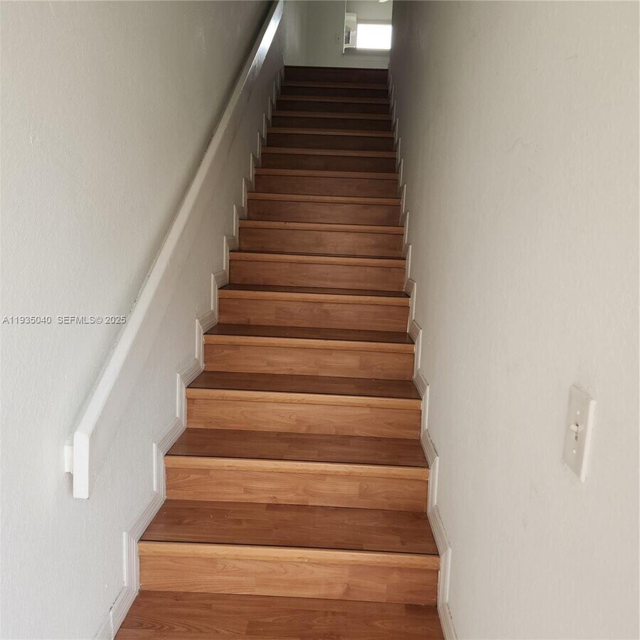 Photo - 37 W 11th St Unit 203