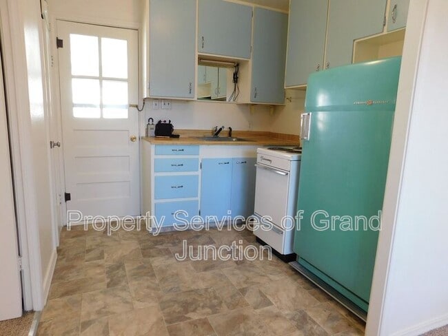 Photo - 925 N 10th St