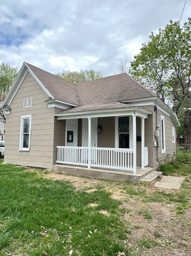 RECENTLY REMODELED 1 BEDROOM 1 BATH - COZY... - RECENTLY REMODELED 1 BEDROOM 1 BATH - COZY... House