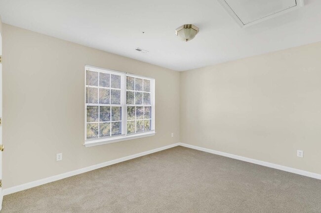 Photo - 825 Tahoe Trail