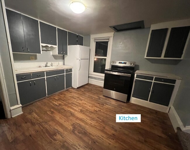 Photo - 310 Superior St Unidad Upper