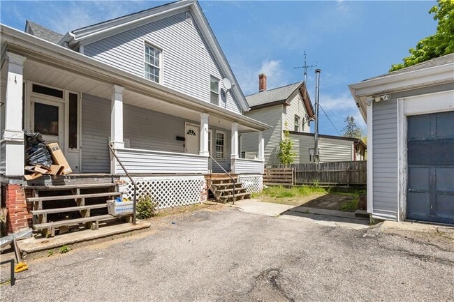 Photo - 86 Spring St