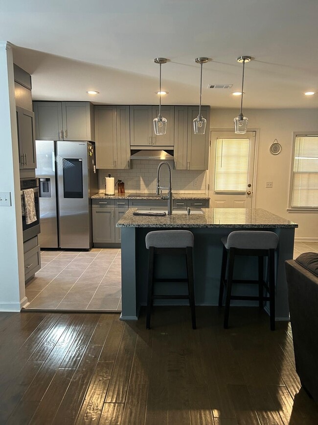 Photo - 213 Sutton Way