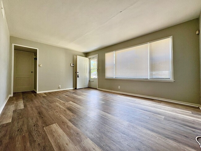 Photo - 1513 Wilber St