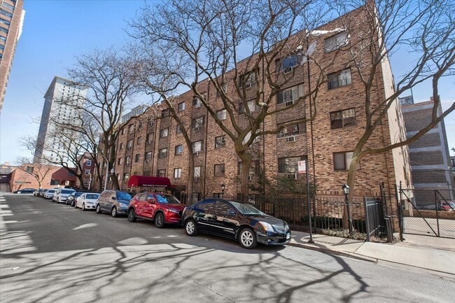 Building Photo - 611 W Patterson Ave Unit 224 Rental