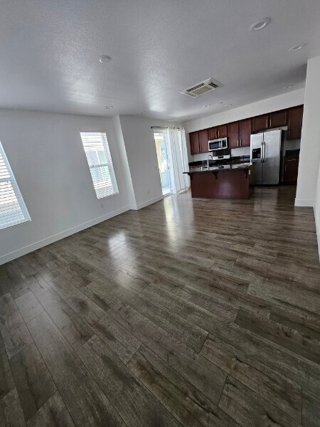 Photo - 1660 Spring St