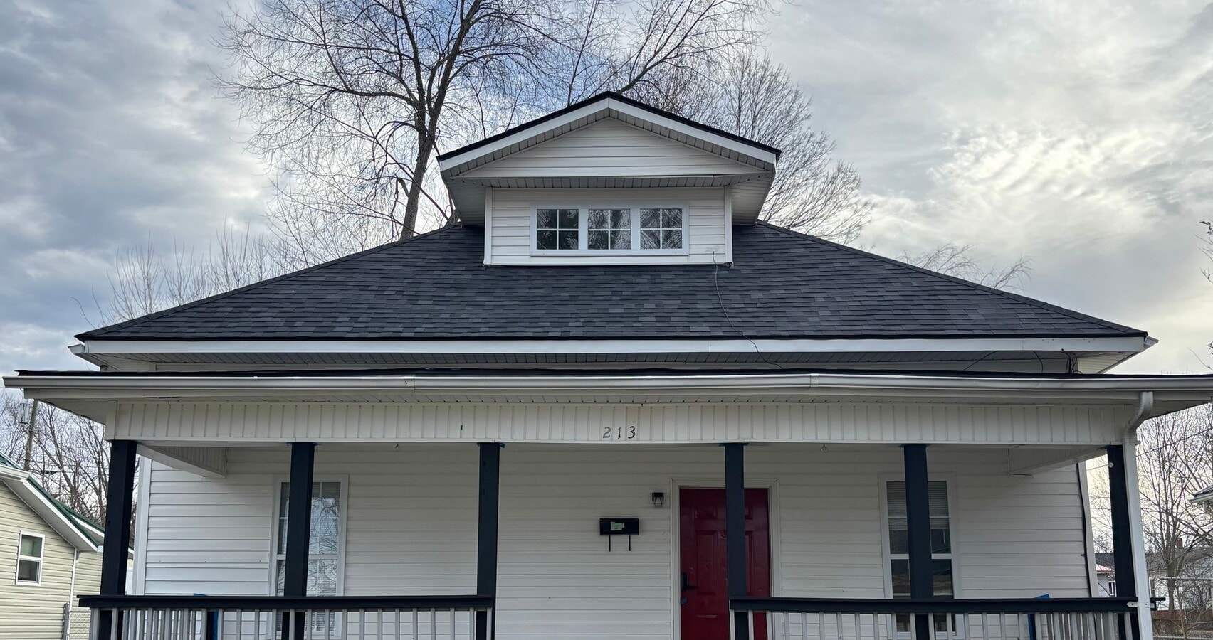 Renovated 3BR/2BA Home Walkable to Downtown Johnson City - Renovated 3BR/2BA Home Walkable to Downtown Johnson City