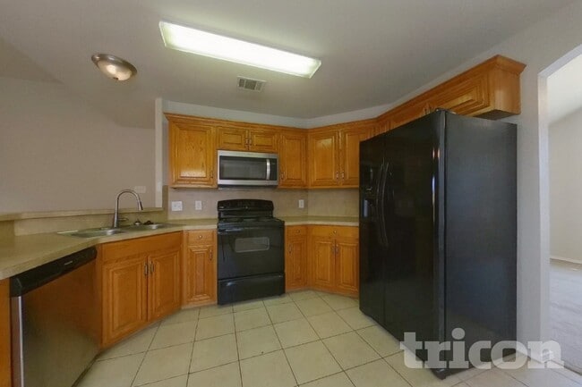 Photo - 10712 Braemoor Dr