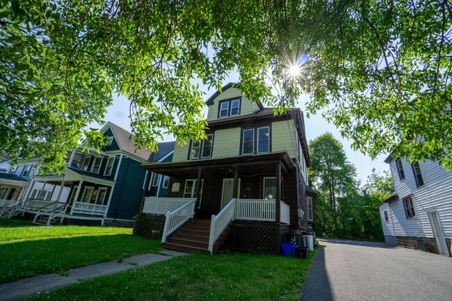 Photo - 720 Livingston Ave Unit Livingston 720B