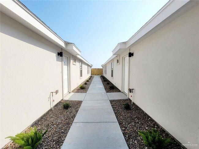 Photo - 3808 Las Vistas Ln Unit 1