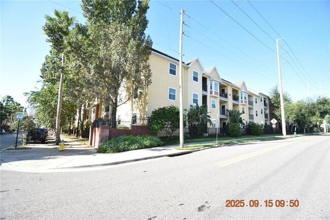 Building Photo - 1810 E Palm Ave Unit 6201 Rental