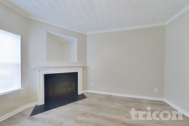 Photo - 6300 Ellenwood Dr