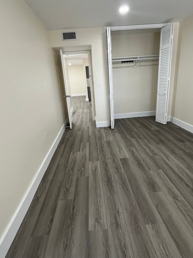 Photo - 1747 Rodman St Unit 206