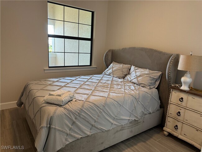 Photo - 11909 Sacra Pl