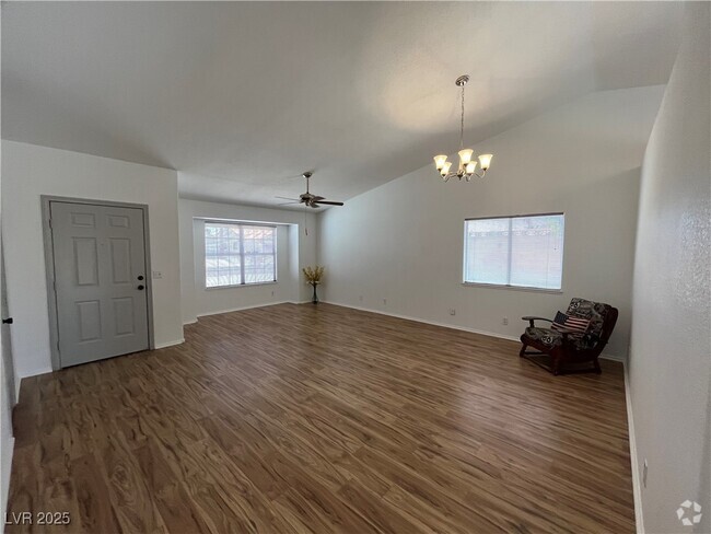 Building Photo - 5101 Chambliss Dr Rental