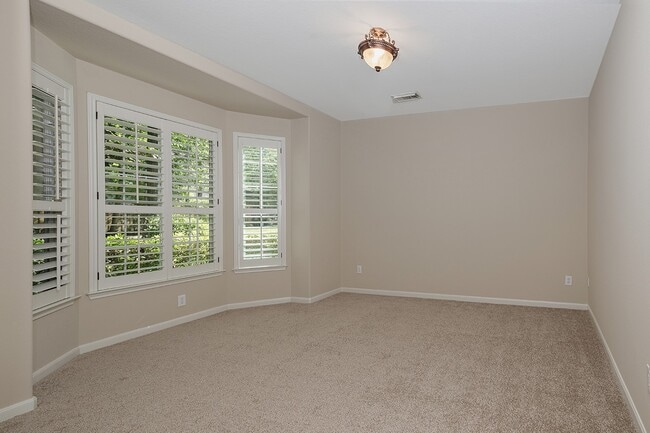 Photo - 54 S Longsford Cir