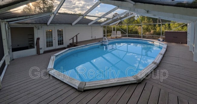 Photo - 2994 S Madison St