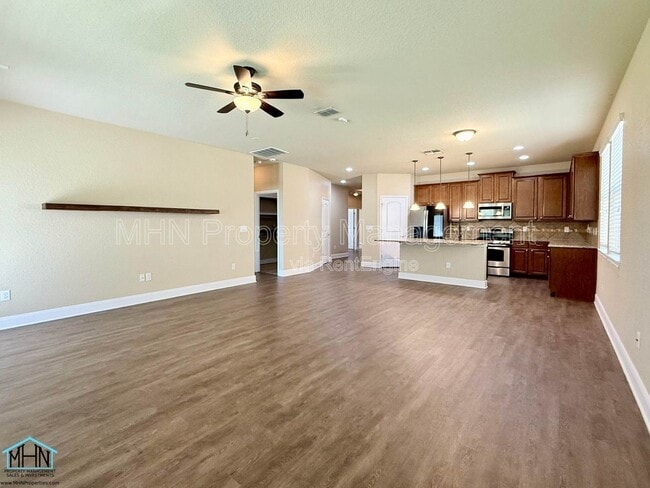 Photo - 12807 Waterlily Way