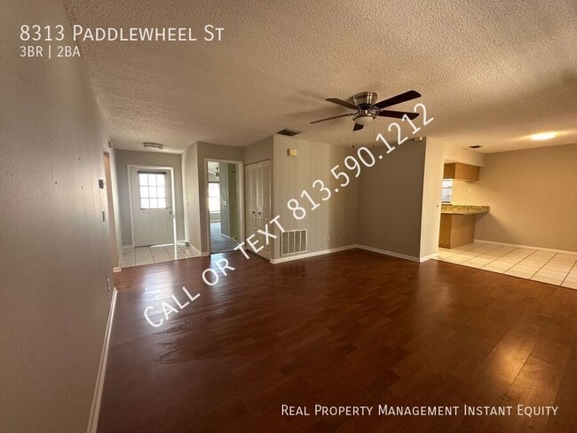 Photo - 8313 Paddlewheel St
