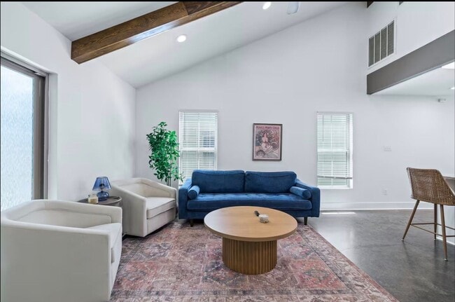 Photo - FOR RENT in LAFAYETTE!