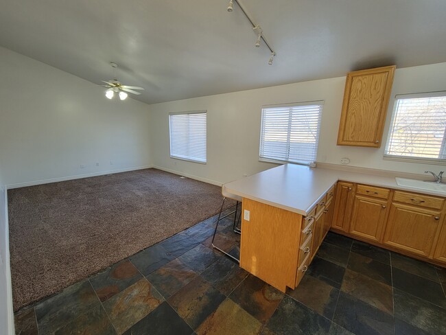 Photo - 434 Penney Ave S