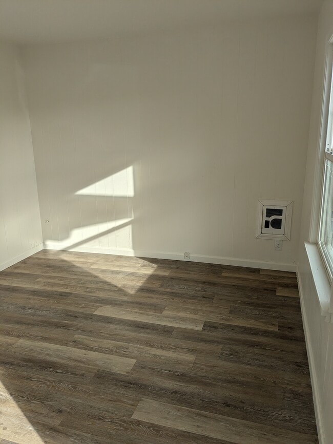 Photo - 241 E Main St