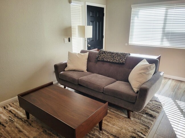 Photo - 12132 Wintergreen Dr