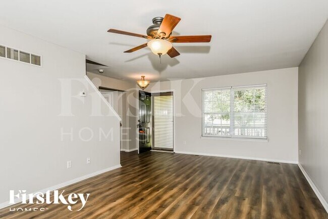 Photo - 1250 Flintshire Ln