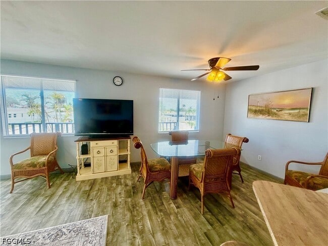 Photo - 200 Mid Island Dr