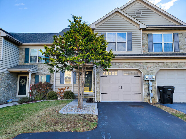 Photo - 167 Bridle Path Townhome