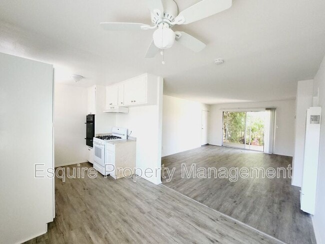 Photo - 2064 N Ventura Rd Unit #4