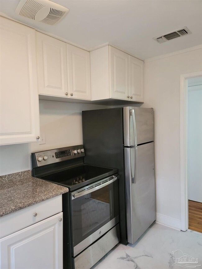 Photo - 1506 E Cervantes St