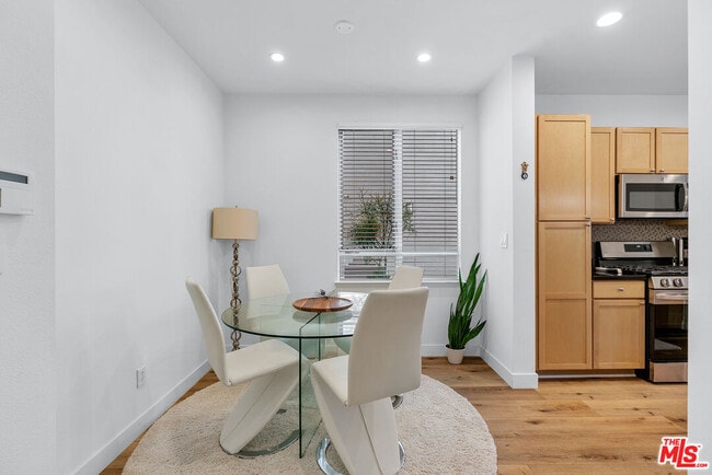 Photo - 6400 Crescent Prk E Unit 113