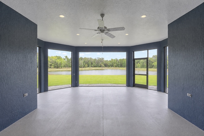 1867 VanBeck Cir
