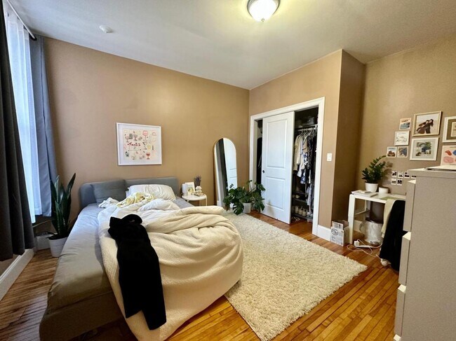 Photo - 21 Euston St