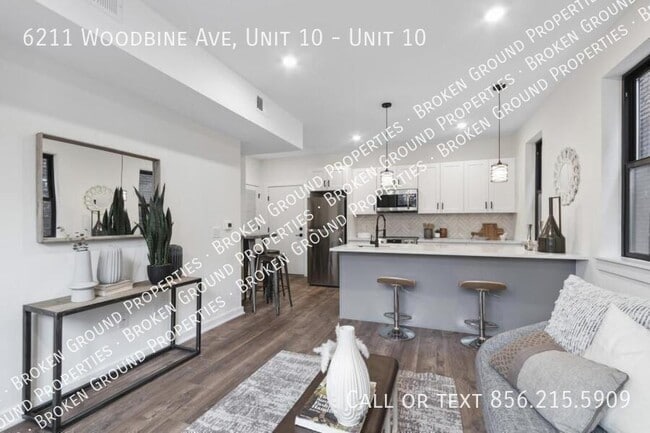 Building Photo - 6211 Woodbine Ave Unit 10