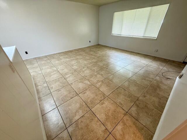 Photo - 594 Florosa Ct