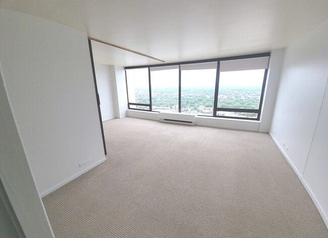 Photo - 5445 N Sheridan Rd Unit 3605