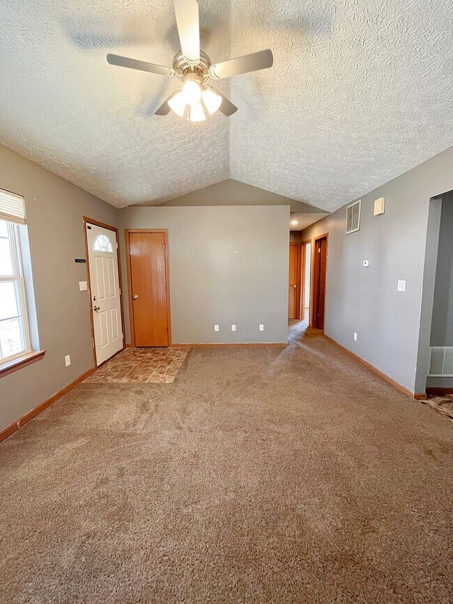 Photo - 2012 Scott St Unidad 2