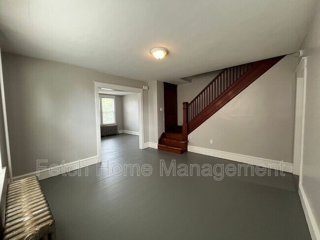 Photo - 23 S Custer Ave