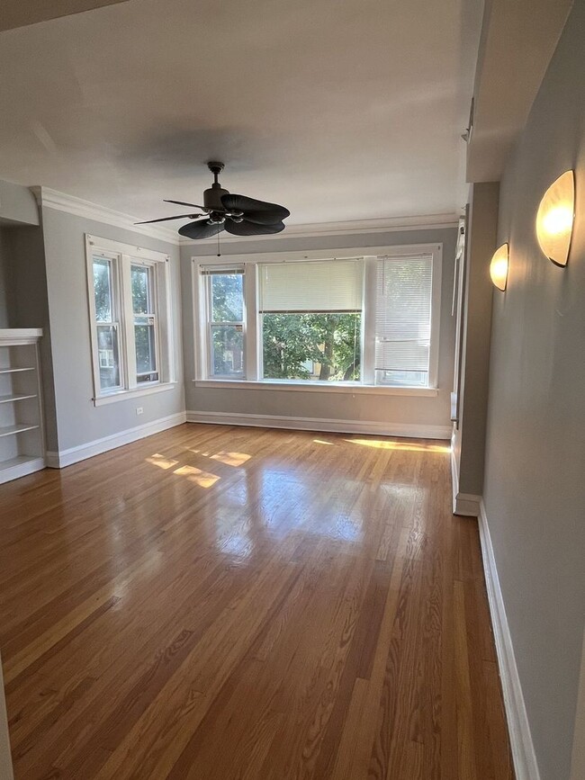 Photo - 8019 S Vernon Ave Unidad 2