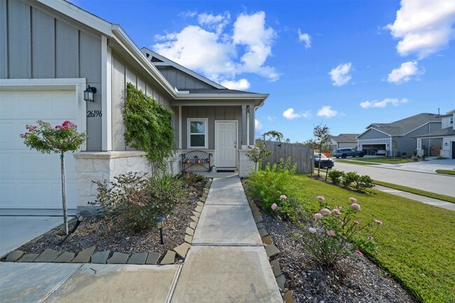 Photo - 26196 Brahman Dr