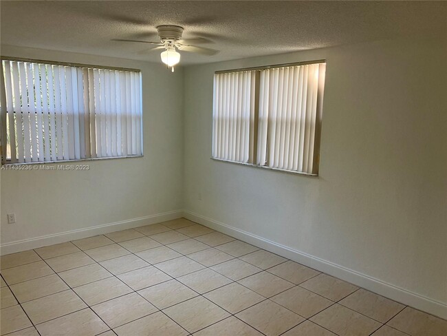 Photo - 8235 Lake Dr Unit 306