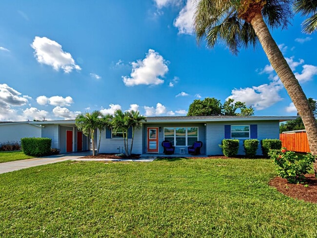 Seasonal Rental Near Venice – Pet-Friendly... - Seasonal Rental Near Venice – Pet-Friendly...